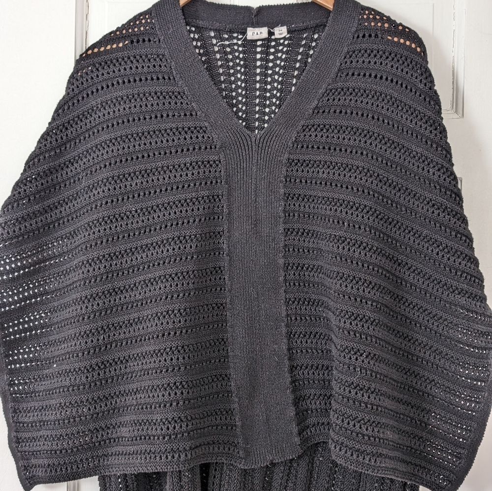 Gap poncho